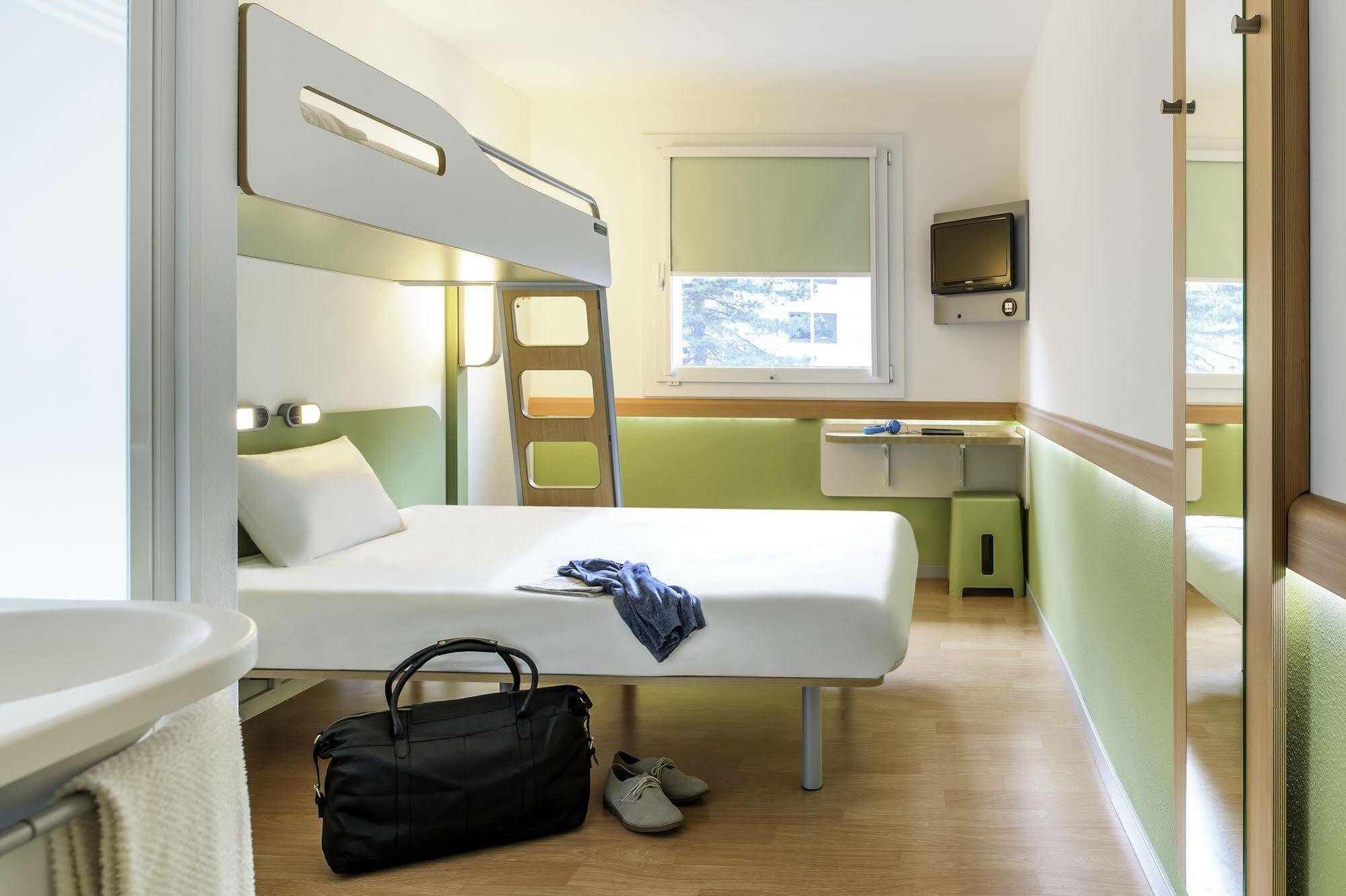 Ibis Budget Fontainebleau Avon Buitenkant foto